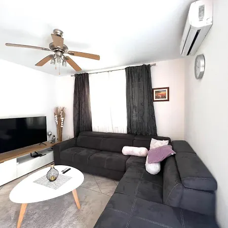 Apartment Burle 75 Medulin