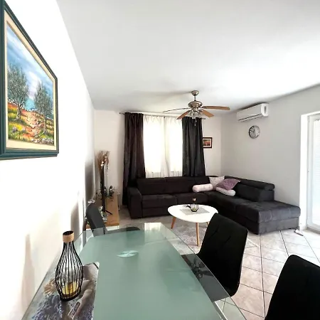 Apartment Burle 75 Medulin