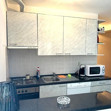 Burle 75 Apartment *