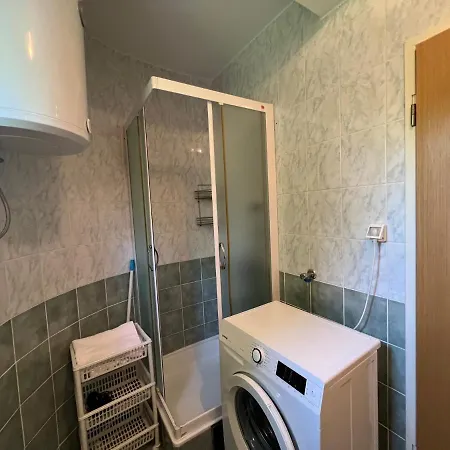 Burle 75 Apartman *