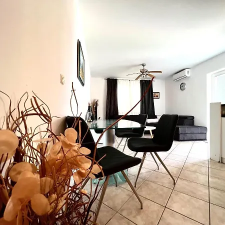 Burle 75 Apartman Medulin